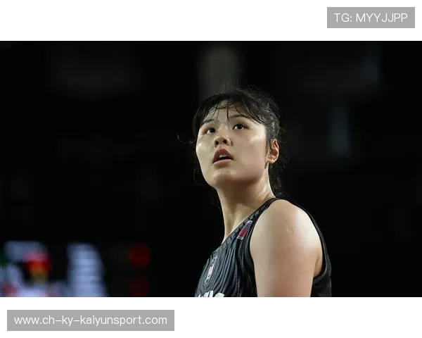 李月汝晒自拍太飒，护具都变成时尚单品了！，李月汝挺漂亮