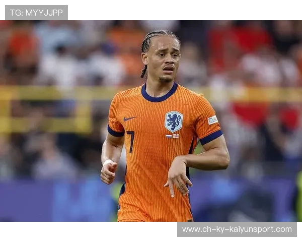 水土不服？西蒙斯德甲每90分钟参与0.69球，登陆英超7场联赛仅1助，西蒙斯10佳球