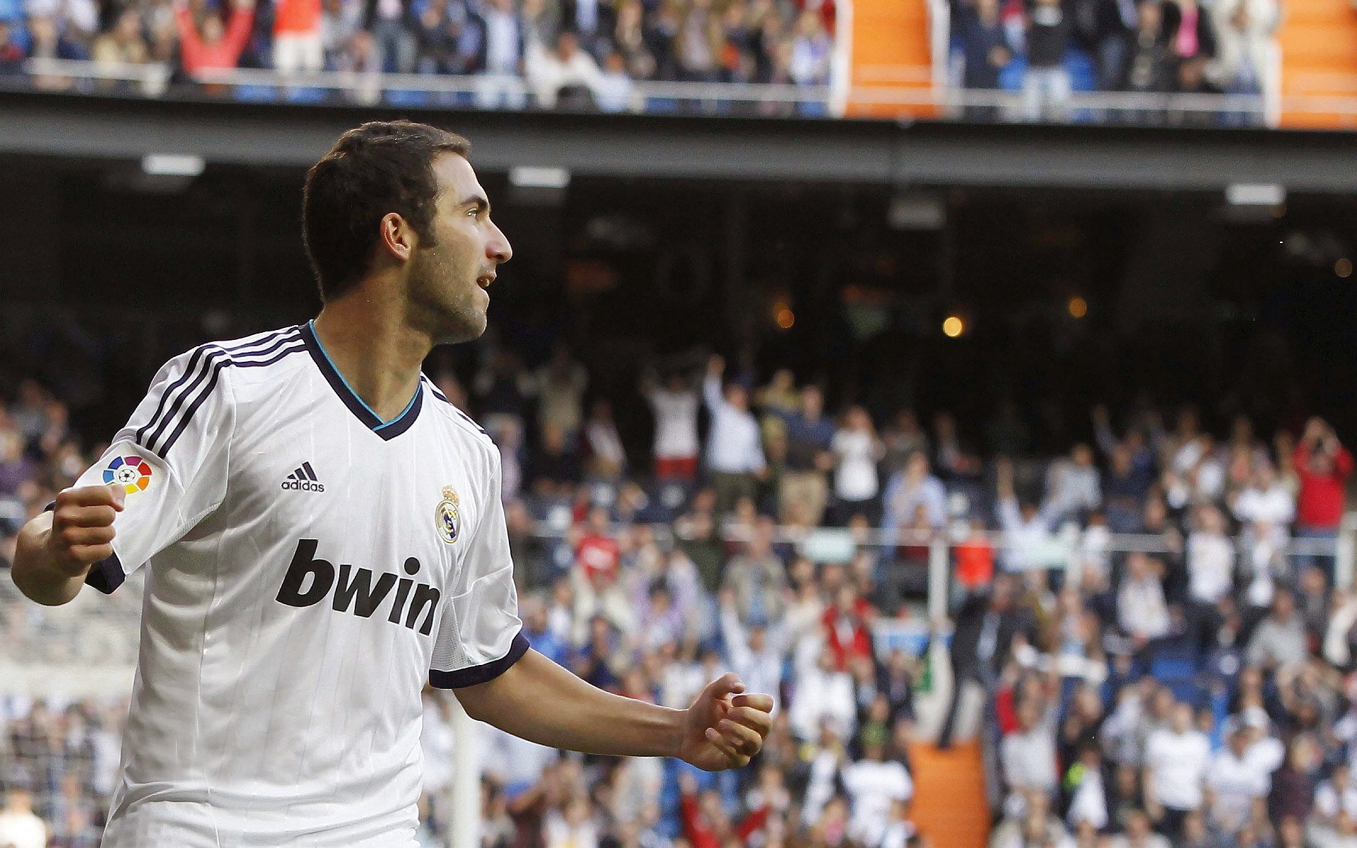 开云体育中国官网-世界杯巅峰对决:天赋、战术与激情完美融合,2020世界冠军杯巅峰对决